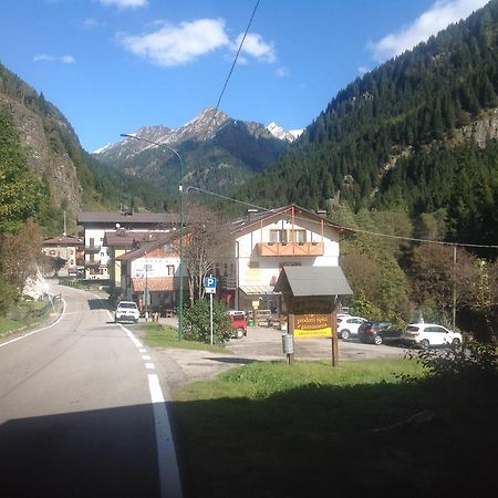 Affittacamere Valle Dorizzo Di Scavoni Paolo Val Dorizzo Extérieur photo